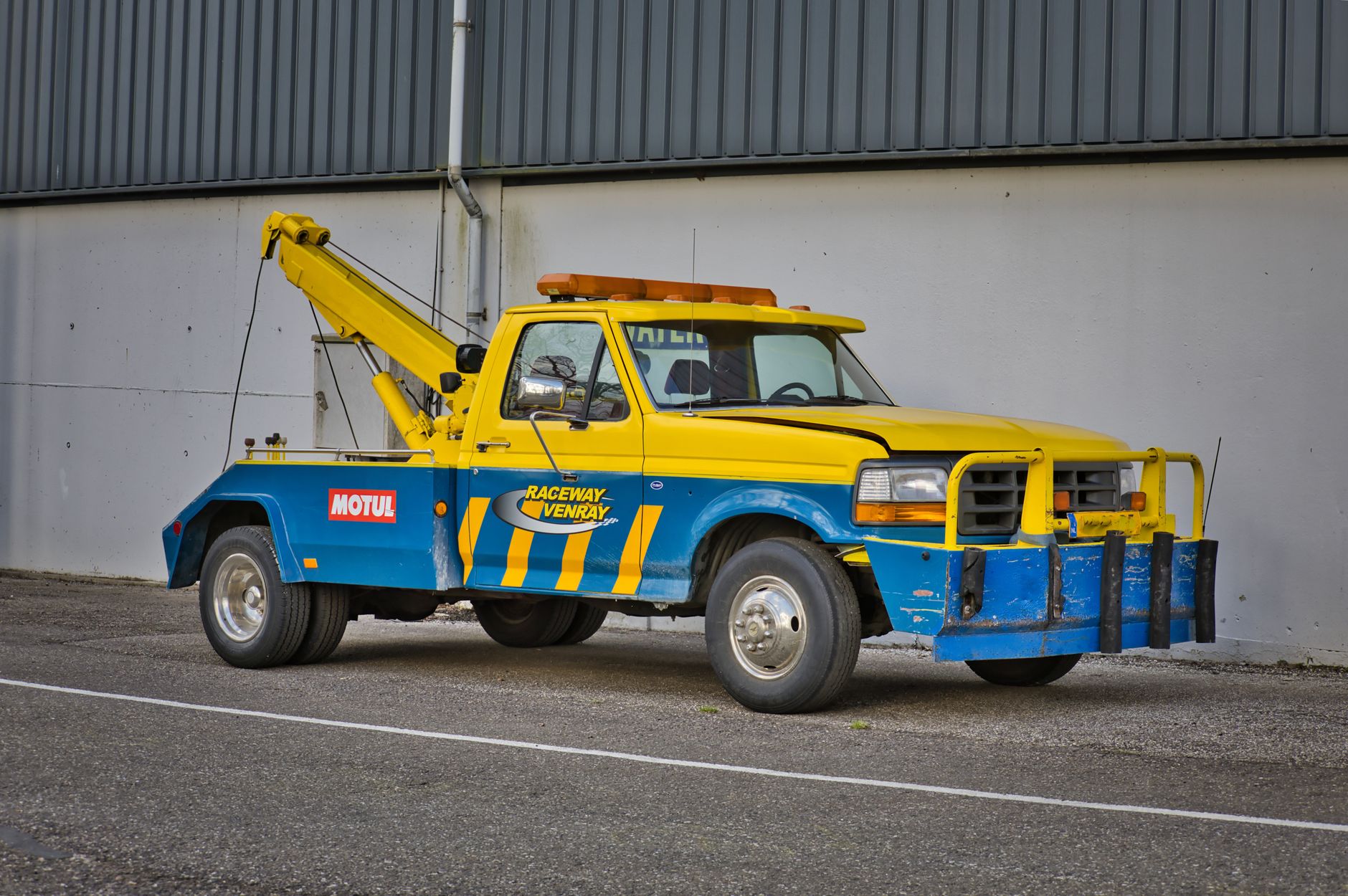 Remorquage voiture équipe à Amiens